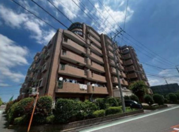 春日部市備後西、中古マンションの外観画像です