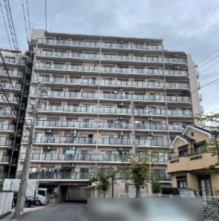 春日部市樋堀、中古マンションの外観画像です