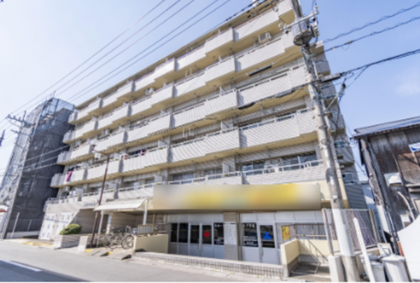 春日部市大畑、中古マンションの外観画像です