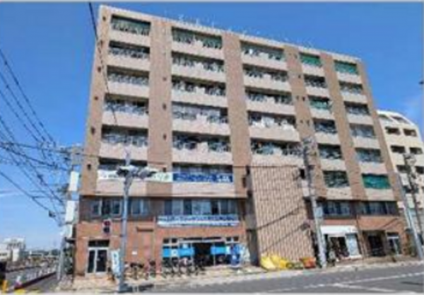 春日部市中央、中古マンションの外観画像です
