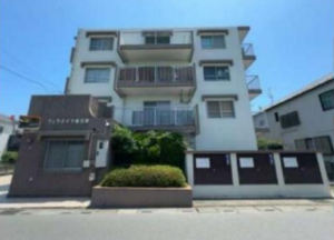 春日部市備後東、中古マンションの外観画像です