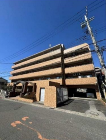 春日部市備後東、中古マンションの外観画像です