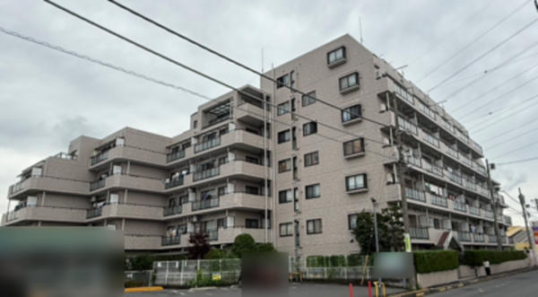 春日部市上蛭田、中古マンションの外観画像です