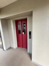 春日部市小渕、中古マンションの画像です
