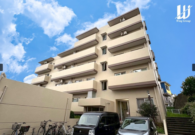 横浜市都筑区佐江戸町、中古マンションの外観画像です