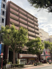 福岡市中央区大名、中古マンションの外観画像です