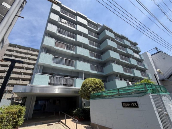 福岡市中央区警固、中古マンションの外観画像です