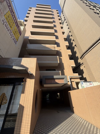福岡市中央区平尾、中古マンションの外観画像です