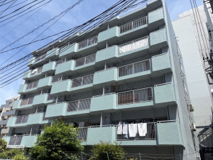 福岡市中央区警固、中古マンションの外観画像です