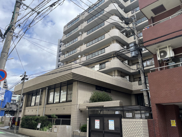 福岡市中央区薬院、中古マンションの外観画像です