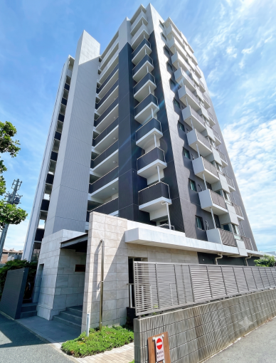 豊橋市前田町、中古マンションの外観画像です