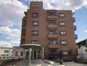 豊橋市牧野町、中古マンションの外観画像です