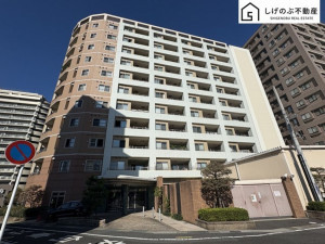 草津市野路、中古マンションの外観画像です
