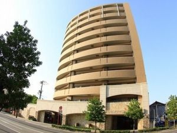 姫路市東延末、マンションの外観画像です