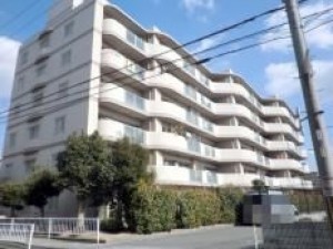 姫路市東今宿、マンションの外観画像です