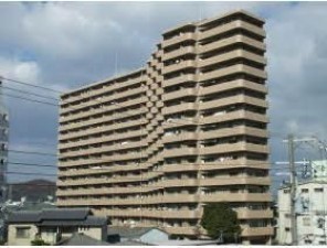 姫路市東今宿、マンションの外観画像です