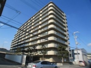 姫路市白浜町、マンションの外観画像です