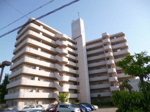 姫路市神屋町、マンションの外観画像です