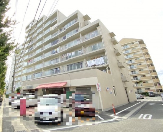 姫路市増位新町、マンションの外観画像です