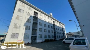 姫路市大津区天満、マンションの外観画像です