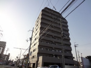 姫路市東今宿、マンションの外観画像です