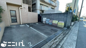 姫路市広畑区東新町、マンションの駐車場画像です