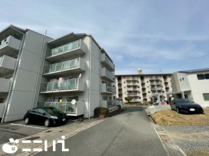 姫路市青山南、マンションの外観画像です