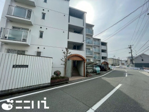 姫路市青山南、マンションの外観画像です