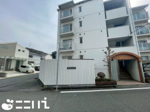 姫路市青山南、マンションの外観画像です