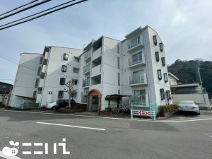姫路市青山南、マンションの外観画像です