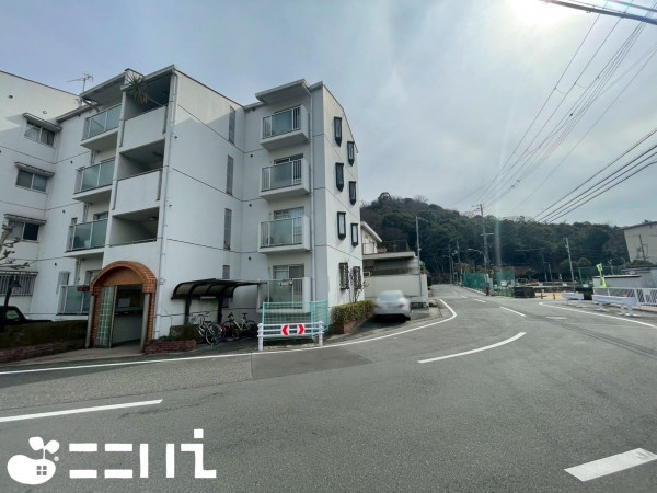 姫路市青山南、マンションの外観画像です