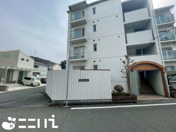 姫路市青山南、マンションの外観画像です