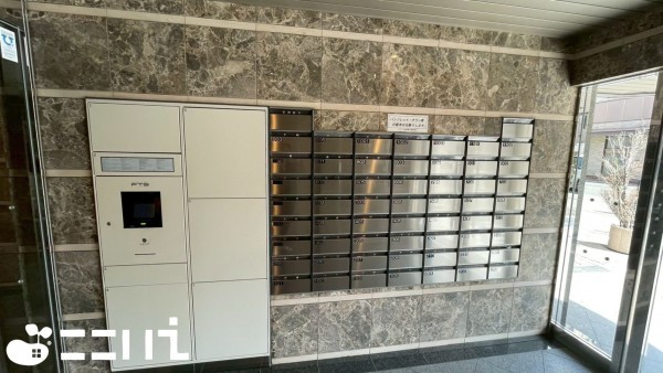 姫路市伊伝居、マンションのエントランス画像です