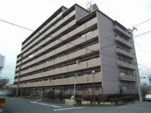 姫路市広畑区長町、マンションの外観画像です