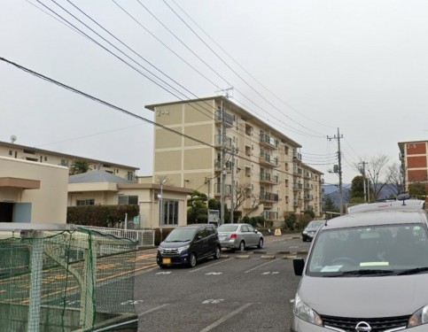 鳶尾団地2街区4号棟中古マンション