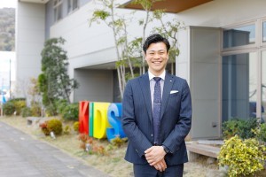 山室 卓也