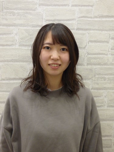 猿丸　佳菜子