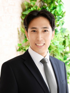 秋山　裕哉