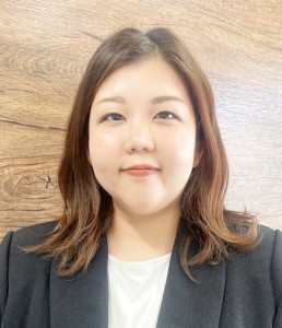 岩本　麻由美