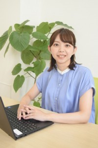 守安　愛